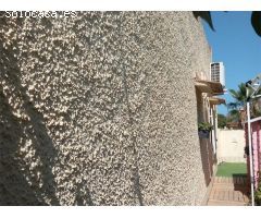 BONITO CHALET EN TORREVIEJA: 2 HAB, 2 BAÑOS