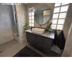 GRAN CHALET ADOSADO EN TORREVIEJA CON PISCINA COMUNITARIA, 3 HAB, 2 BAÑOS