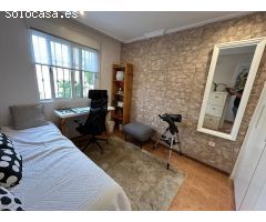 GRAN CHALET ADOSADO EN TORREVIEJA CON PISCINA COMUNITARIA, 3 HAB, 2 BAÑOS
