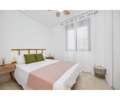 GRAN APARTAMENTO CON LICENCIA TURÍSTICA EN TORREVIEJA, 3 HAB, 2 BAÑOS