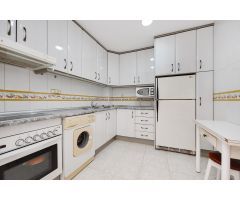 GRAN APARTAMENTO EN TORREVIEJA, 7 HAB, 2 BAÑOS