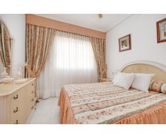 GRAN APARTAMENTO EN TORREVIEJA, 7 HAB, 2 BAÑOS