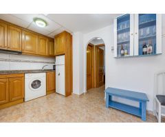 GRAN APARTAMENTO EN TORREVIEJA 2 HAB, 1 BAÑO