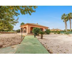 GRAN VILLA EN DOLORES, 3 HAB, 2 BAÑOS