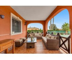 GRAN VILLA EN DOLORES, 3 HAB, 2 BAÑOS