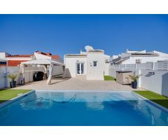 GRAN CHALET EN TORRREVIEJA, 3 HAB, 2 BAÑOS