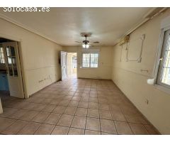 GRAN BUNGALOW ADOSADO EN TORREVIEJA, 2 HAB, 1 BAÑO