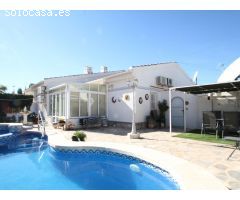 GRAN CHALET EN TORREVIEJA, 2 HAB, 1 BAÑO