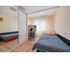 GRAN ÁTICO EN TORREVIEJA, 3 HAB, 1 BAÑO