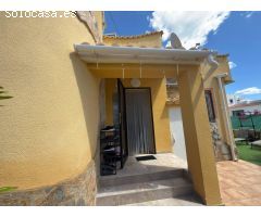 GRAN ADOSADO EN ORIHUELA COSTA, 2 HAB, 1 BAÑO