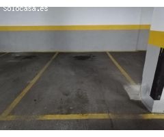 plaza de garaje para coche grande