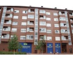 Local comercial en Venta en Vitoria SALBURUA Álava