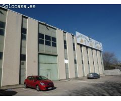 Nave Industrial en venta en Madrid de 1255 m2
