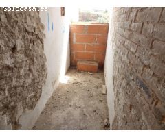 PISO PARA REFORMAR EN ZONA TRANQUILA DE SURIA A UN PASO DEL CENTRO EN VENTA