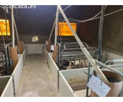 Granja en pleno funcionamiento cerca de Torreblanca
