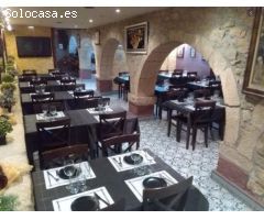 Edificio con restaurante y 3 plantas piso en les Garrigues