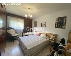 Finca con vivienda, restaurante y terreno en Bellaterra.