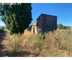 Finca con caseta de campo muy cerca del pueblo