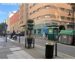 Local comercial a pie de calle en centro Santander