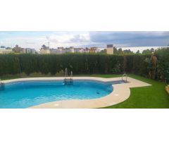Adosada en Venta en Alcaidesa, La Cádiz 