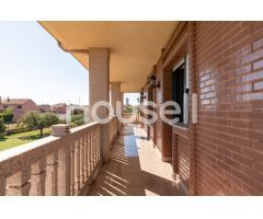 Casa en venta de 555 m² en Calle Polideportivo , 24231 Cembranos (León)