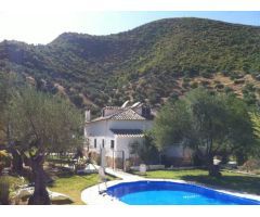 Casa de campo-Masía en Venta en Zahara De La Sierra Cádiz 