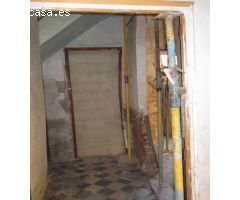 CASA CENTRITA PARA REFORMAR