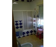 ESTUPENDO CHALET CON PISCINA Y UN ALMACÉN  DE 550 M2