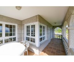 IMPRESIONANTE CHALET CON LAS MEJORES VISTAS AL MAR