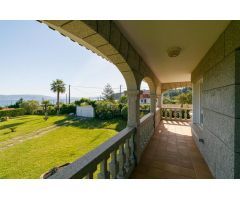 IMPRESIONANTE CHALET CON LAS MEJORES VISTAS AL MAR