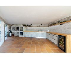 ESPECTACULAR CHALET EN CANGAS DEL MORRAZO