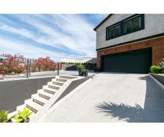ESPECTACULAR CHALET EN CANGAS DEL MORRAZO
