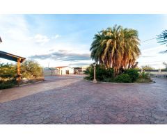 Villa de Lujo en Venta en Elche pedanias, Alicante