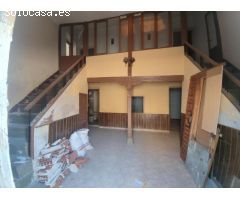 CASA DE PUEBLO PARA REHABILITAR EN MADRIDEJOS