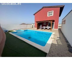 Casa-Chalet en Venta en Gran Tarajal Las Palmas