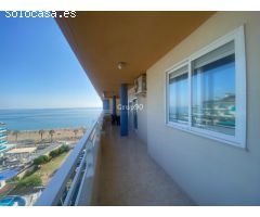 Estupendo apartamento con vistas al mar