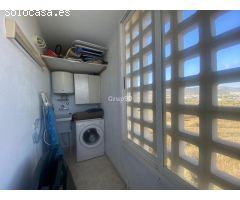 Estupendo apartamento con vistas al mar