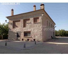 Casa-Chalet en Venta en Villena Alicante 