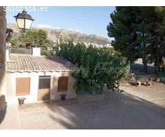 Casa-Chalet en Venta en Villena Alicante 
