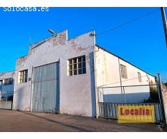 Nave industrial en el casco urbano de Torrelavega