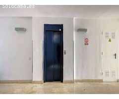 Oficinas, hotel, residencia, local en Santander