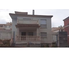 Edificio en Venta en Castalla, Alicante
