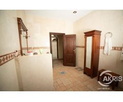 VIVIENDA EXCLUSIVA EN YUNCOS