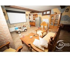 VIVIENDA EXCLUSIVA EN YUNCOS