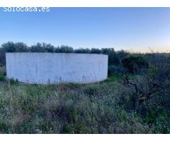 Encantador terreno con agua y luz de 1,2 ha