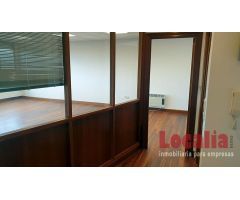 Amplia oficina profesional de 95m² en Santander