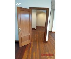 Amplia oficina profesional de 95m² en Santander