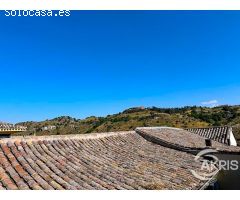 Vivienda individual en la cornisa