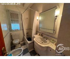 Vivienda individual en la cornisa