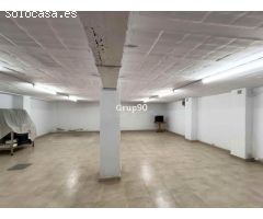 Local comercial a pie de calle de 240m2 en Zona Instituts
